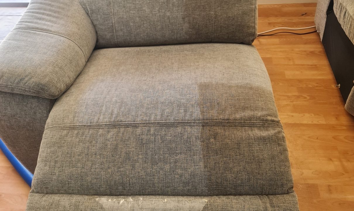 upholstery cleaning service